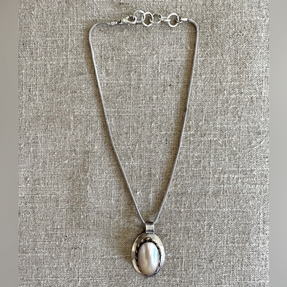 VHC Sterling Silver & 14kt GF Mabé Pearl Pendant Necklace